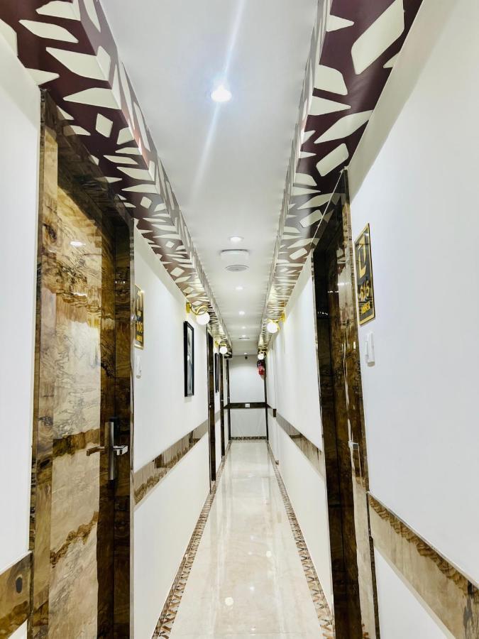 Hotel Larmont Luxury Mumbai  Buitenkant foto