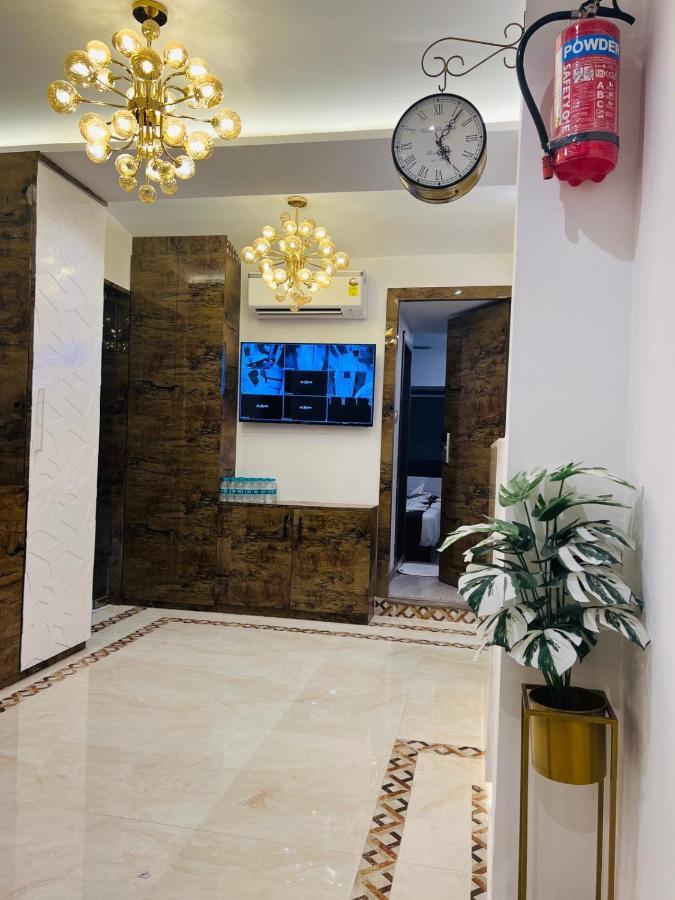 Hotel Larmont Luxury Mumbai  Buitenkant foto