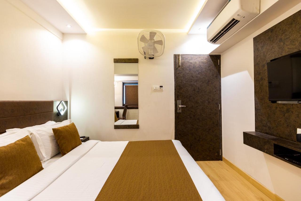 Hotel Larmont Luxury Mumbai  Buitenkant foto