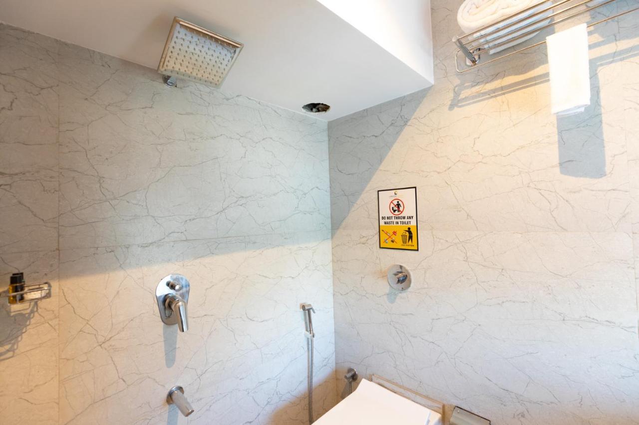Hotel Larmont Luxury Mumbai  Buitenkant foto