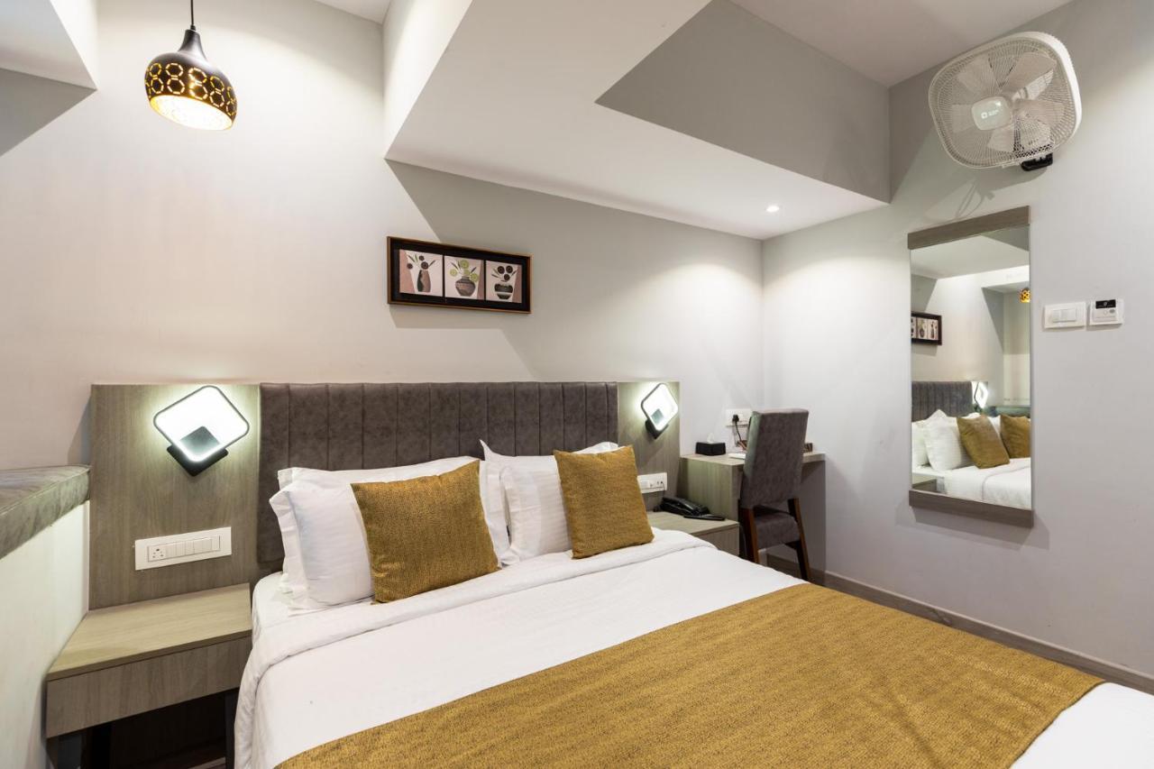 Hotel Larmont Luxury Mumbai  Buitenkant foto
