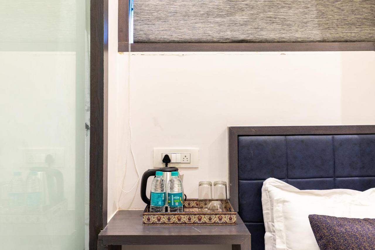 Hotel Larmont Luxury Mumbai  Buitenkant foto