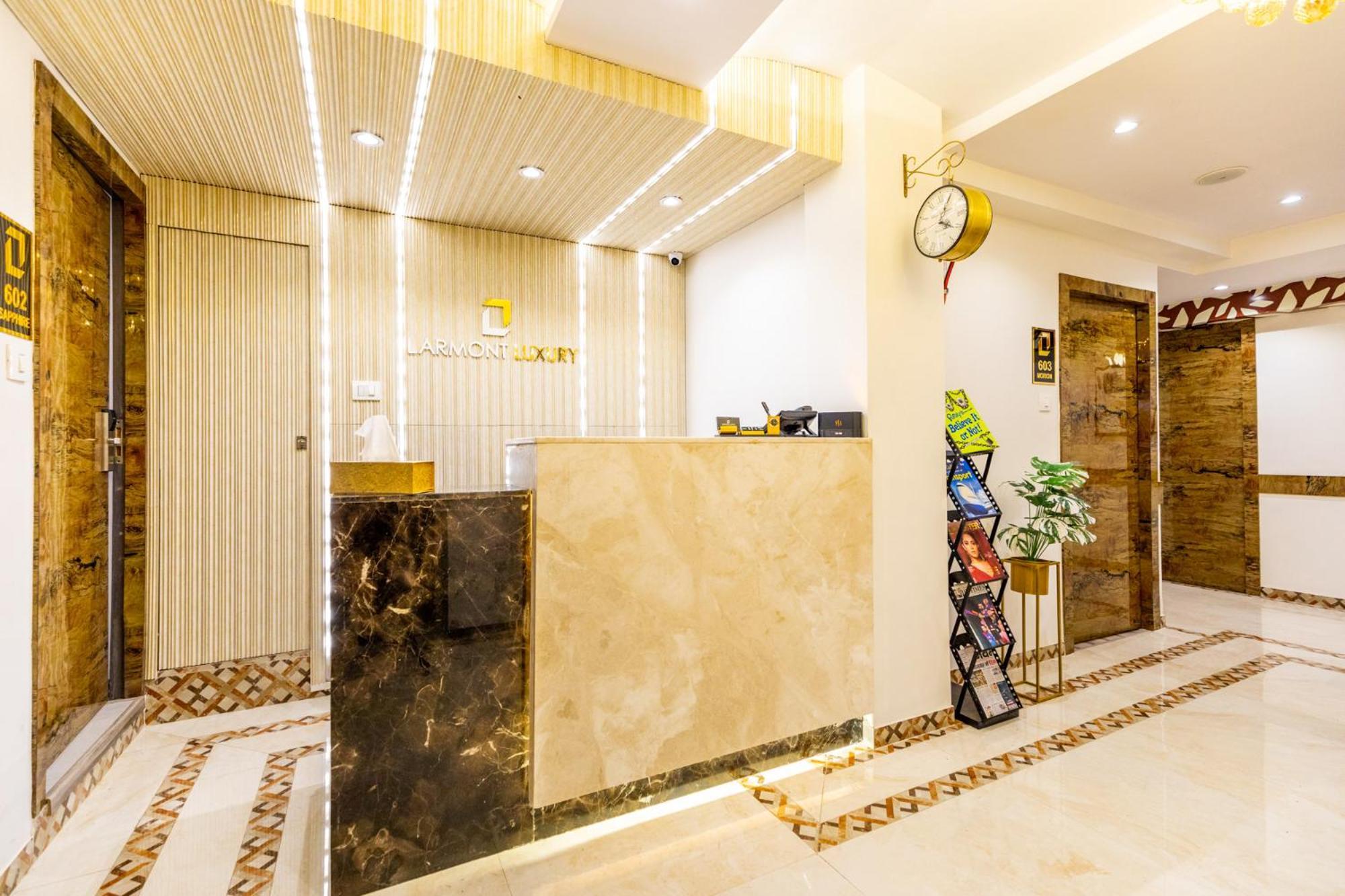 Hotel Larmont Luxury Mumbai  Buitenkant foto