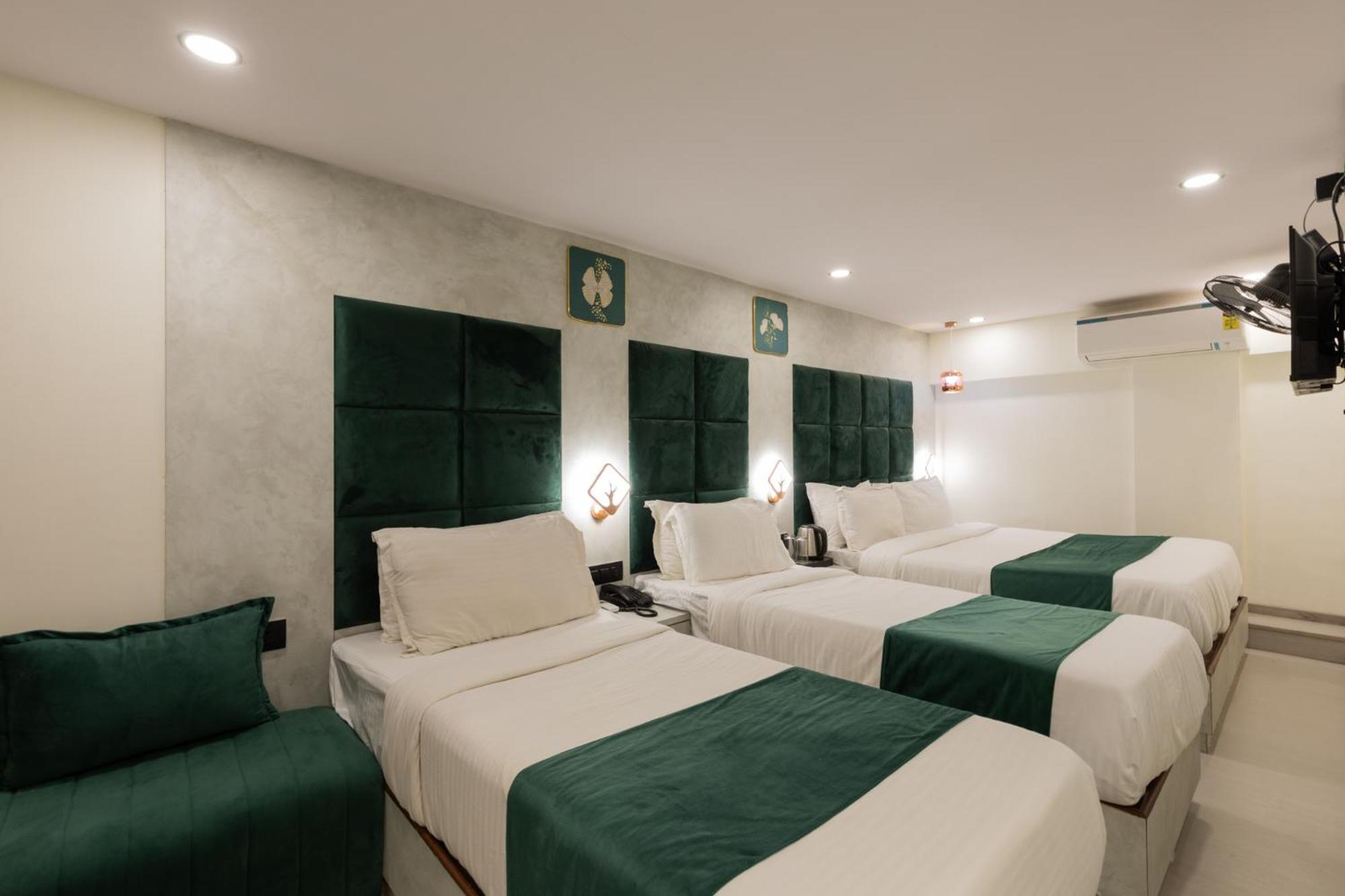Hotel Larmont Luxury Mumbai  Buitenkant foto