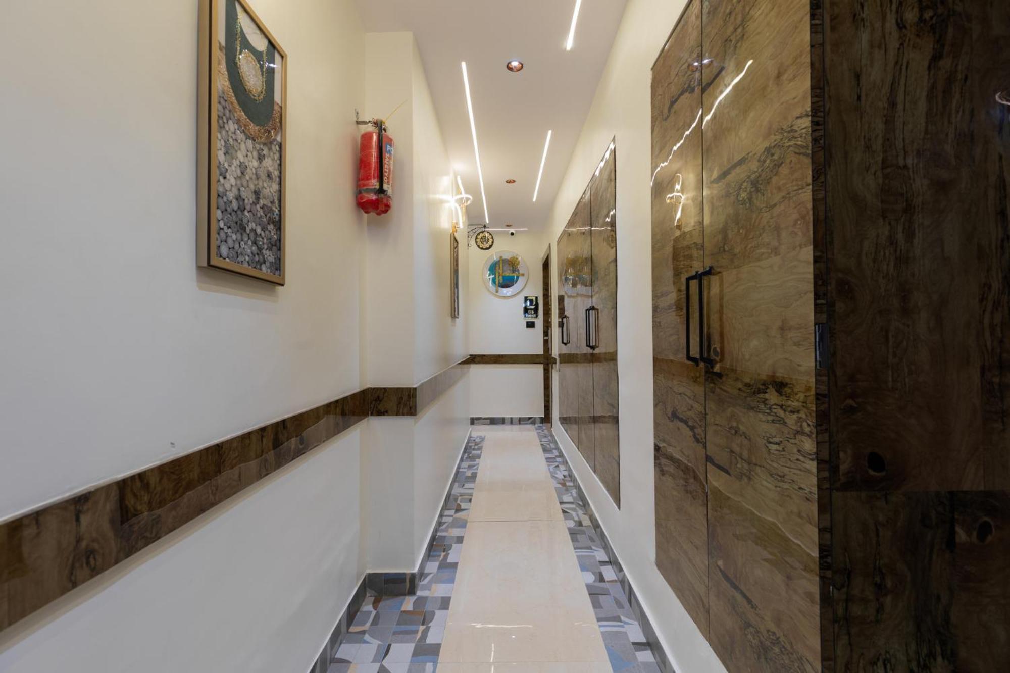 Hotel Larmont Luxury Mumbai  Buitenkant foto