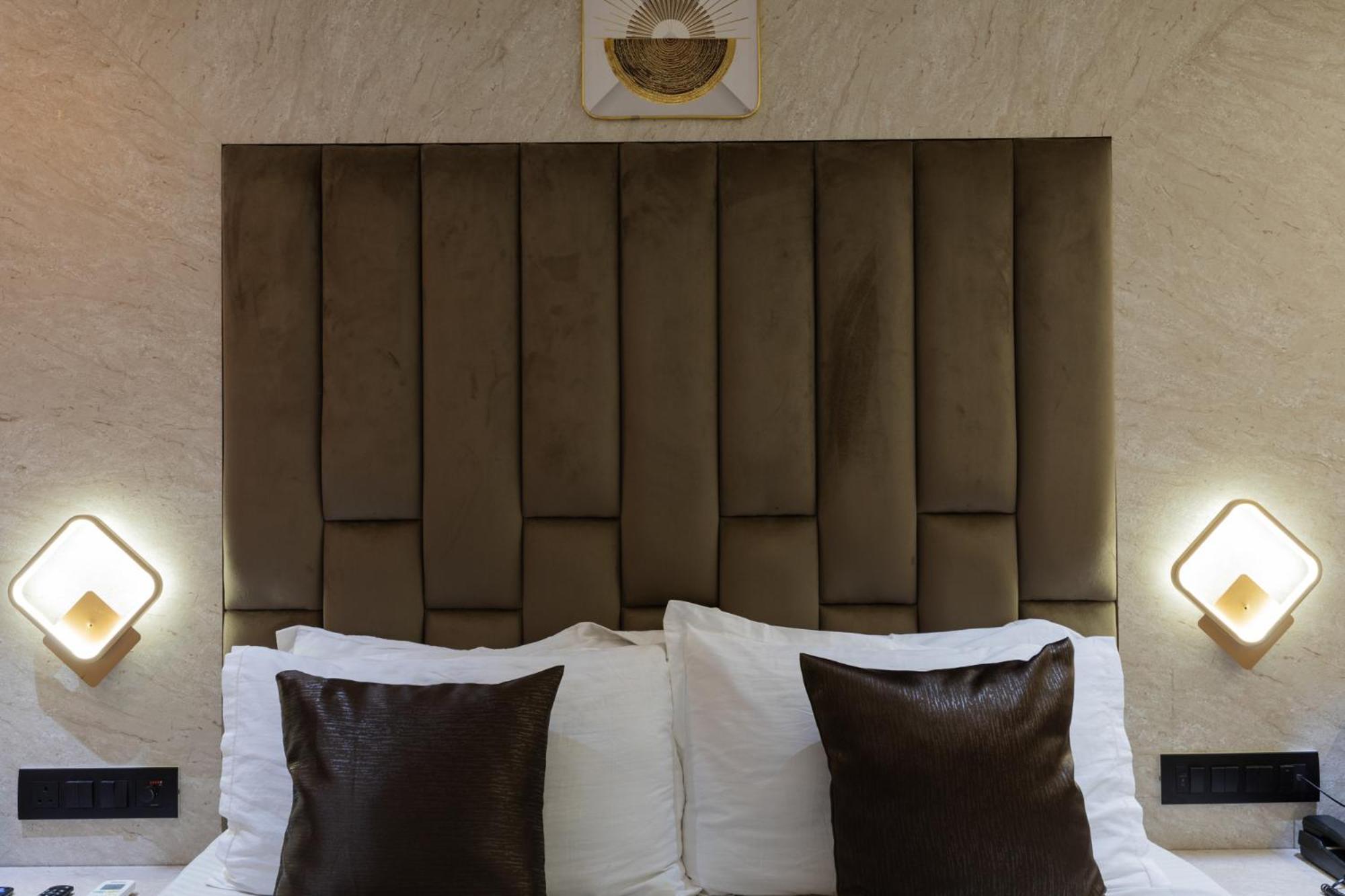 Hotel Larmont Luxury Mumbai  Buitenkant foto